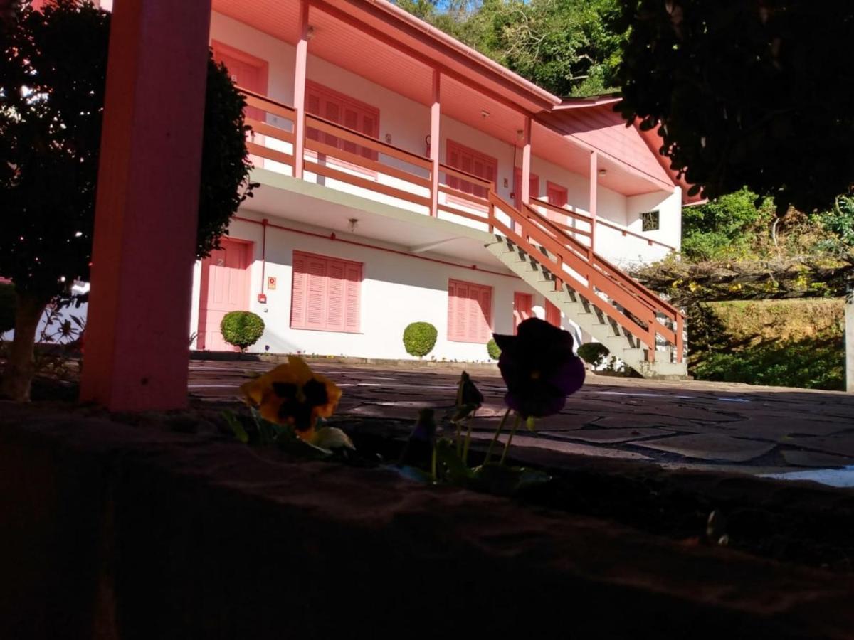 Apartamentos Aromas De Gramado - Bairro Centro ภายนอก รูปภาพ